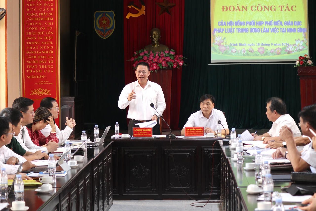 moj.gov.vn - Thứ trưởng Bộ Tư pháp Nguyễn Thanh Ngọc làm việc tại Ninh Bình về công tác phổ biến, giáo dục pháp luật