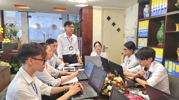 Người tập sự qua các thời kỳ