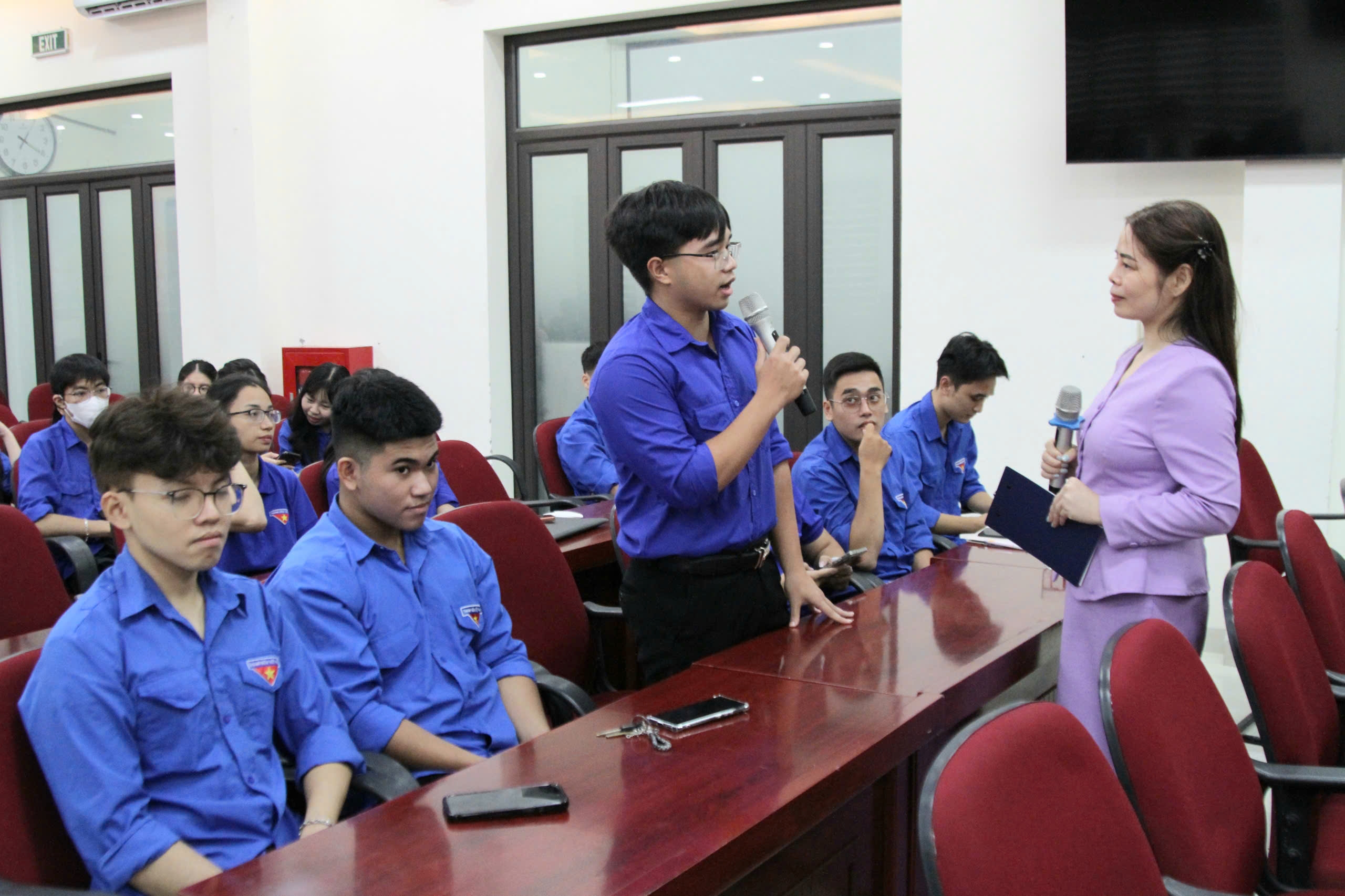 hanoimoi.vn - Định Công nâng cao ý thức pháp luật về an ninh mạng cho thanh niên