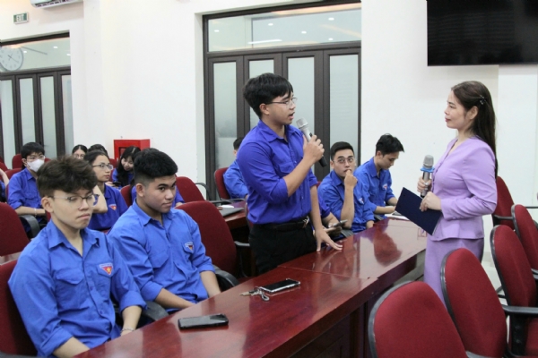 hanoimoi.vn - Định Công nâng cao ý thức pháp luật về an ninh mạng cho thanh niên