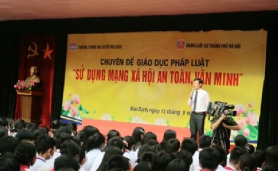 Video- Đoàn Luật sư TP Hà Nội tích cực phổ biến Luật An ninh mạng trong trường học